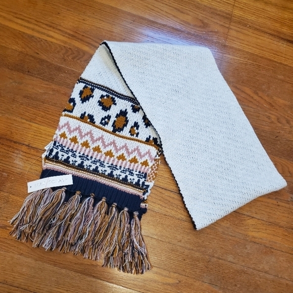 Sole Society Navy Blue with Fringe Winter Scarf, Classic, Business Casual - Picture 3 of 11